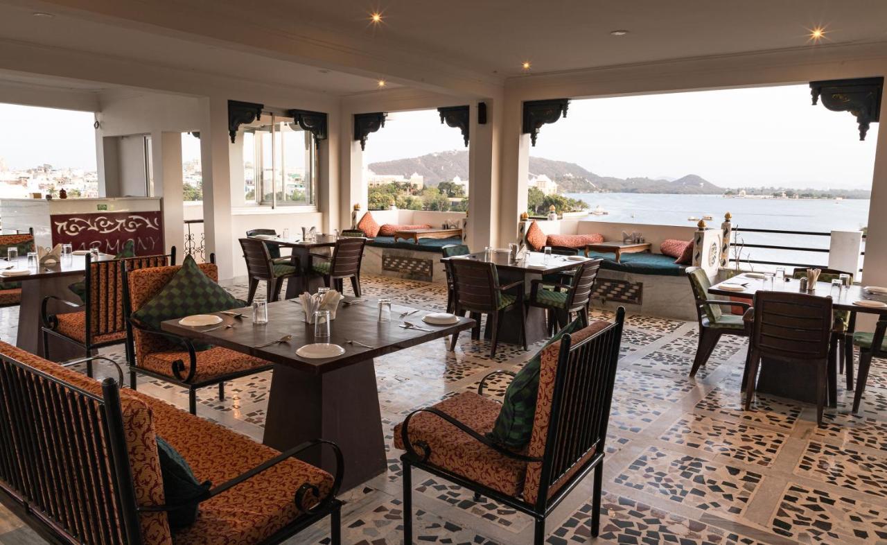 Hotel Sargam Sadan Udaipur Exteriör bild