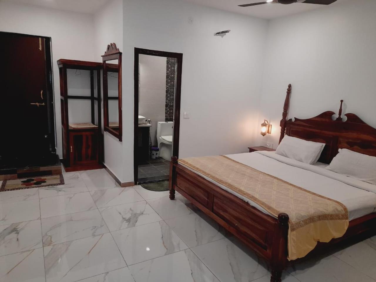 Hotel Sargam Sadan Udaipur Exteriör bild