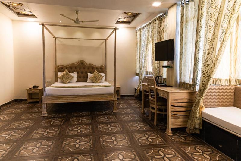 Hotel Sargam Sadan Udaipur Exteriör bild